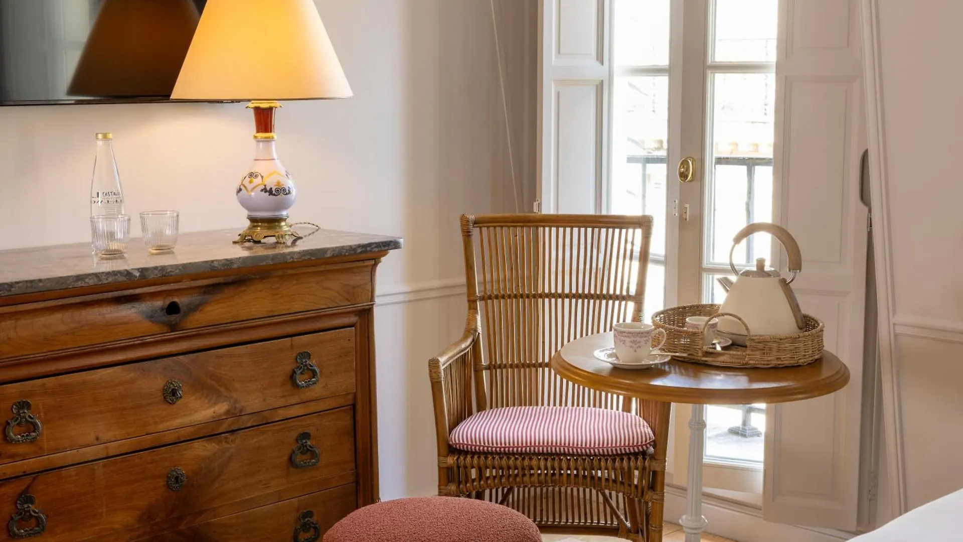 Le Lavoisier & Hotel Paris