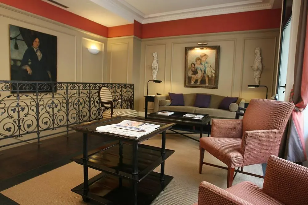 Le Lavoisier & Hotel 4*